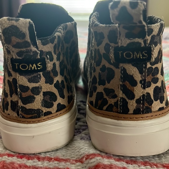 Toms Bryce leopard slip on sneakers - Picture 3 of 5
